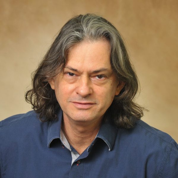 Dr. Audinei Neves​
